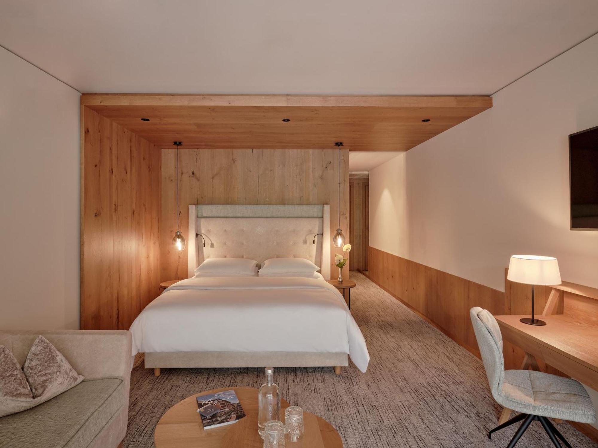 Junior Suite Deluxe,1687453389:JPEG